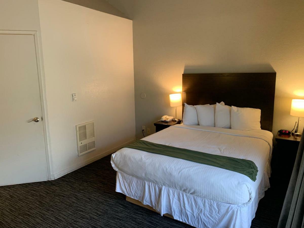 Cannery Row Inn Monterey Phòng bức ảnh